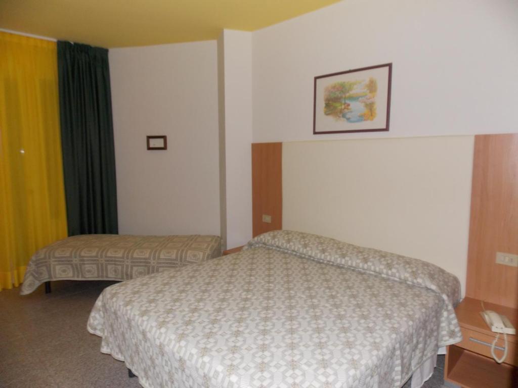 Hotel Colorado Lido di Jesolo Bagian luar foto